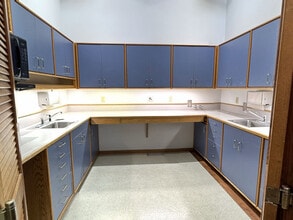 13344 1st Ave NE, Seattle, WA à louer Photo intérieure- Image 2 de 6