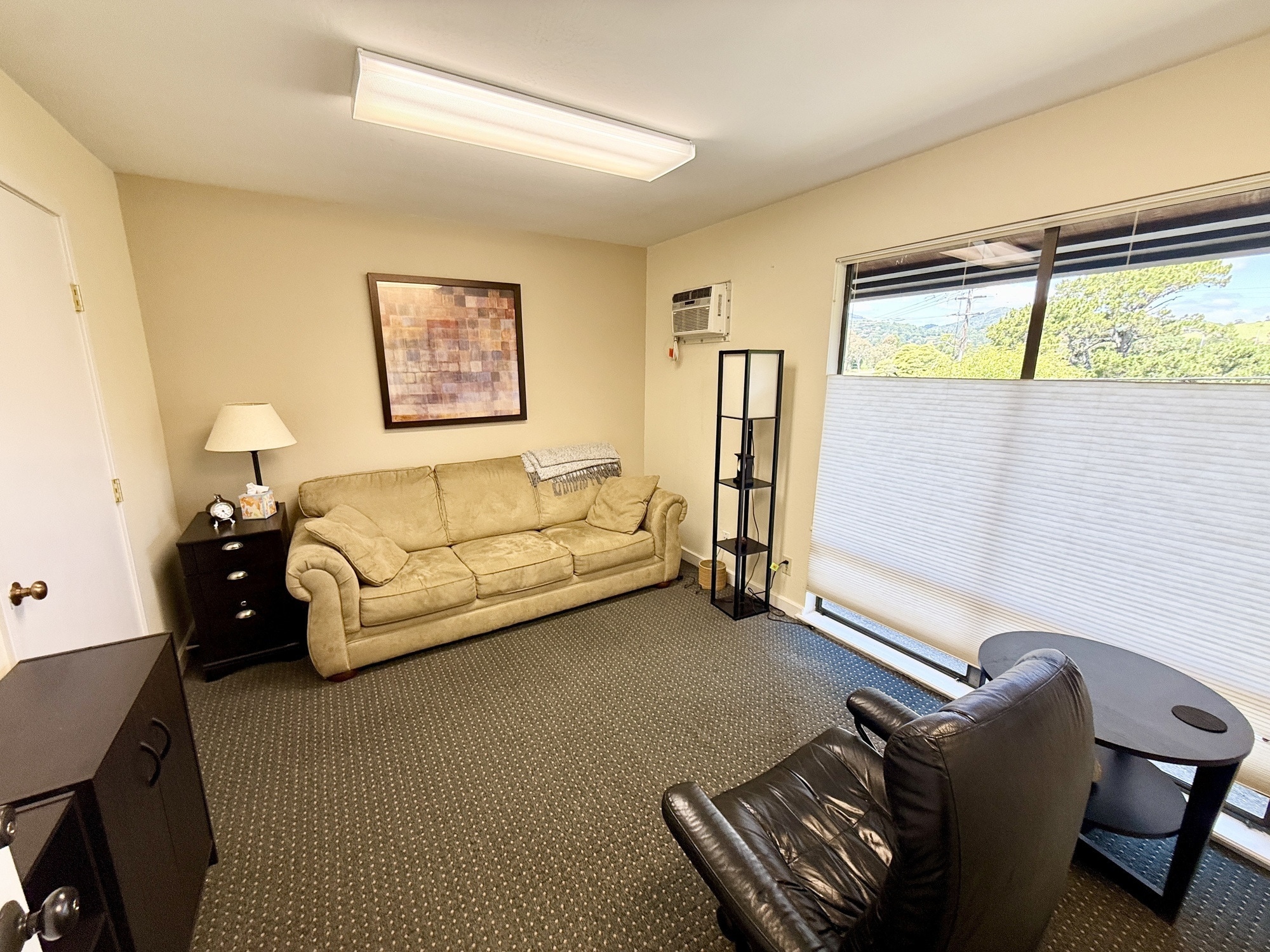 6 Knoll Ln, Mill Valley, CA for lease Interior Photo- Image 1 of 4