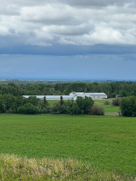 714002 Range Road 85, Wembley, AB à vendre - Photo du bâtiment - Image 2 de 29