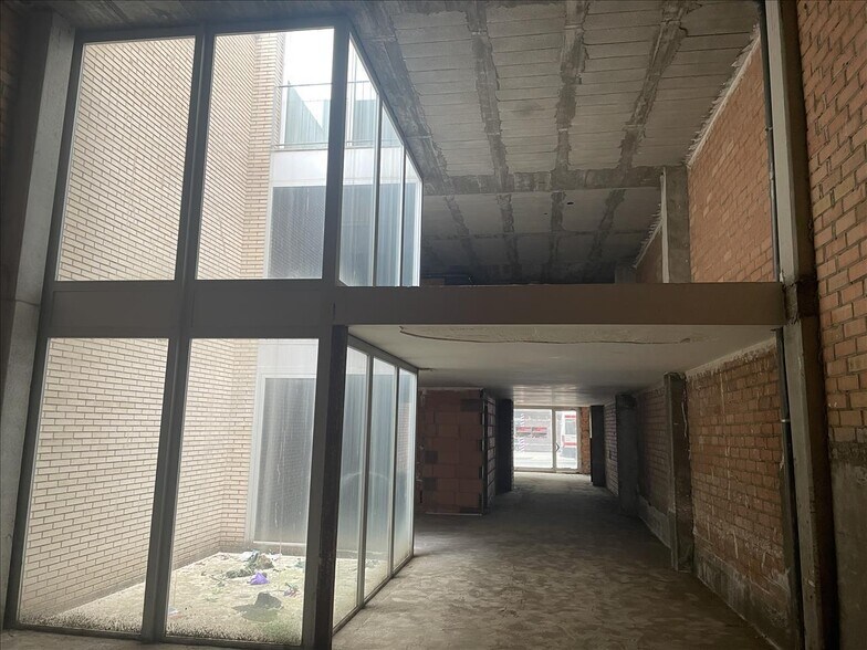 Commerce de détail dans Lleida à vendre - Photo du bâtiment - Image 3 de 21