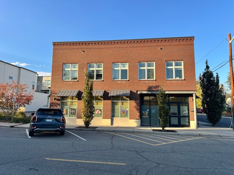 337 E Simpson St, Lafayette, CO à louer - Photo du bâtiment - Image 1 de 21