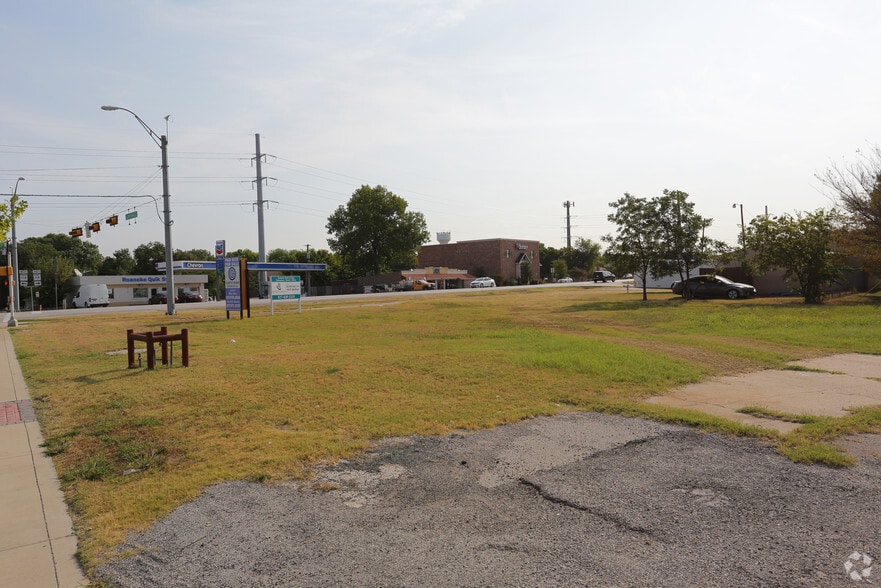 Byron Nelson Pky & N Oak St, Roanoke, TX for sale - Building Photo - Image 2 of 5