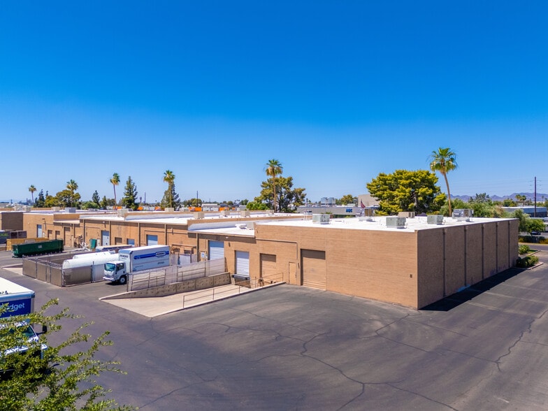 1419 W 12th Pl, Tempe, AZ à vendre - Photo du bâtiment - Image 2 de 7