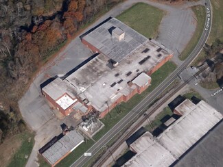 Plus de détails pour 564 S Grove Street Ext, Lincolnton, NC - Industriel à vendre