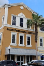 3801 Avalon Park East Blvd, Orlando, FL for lease Building Photo- Image 2 of 4