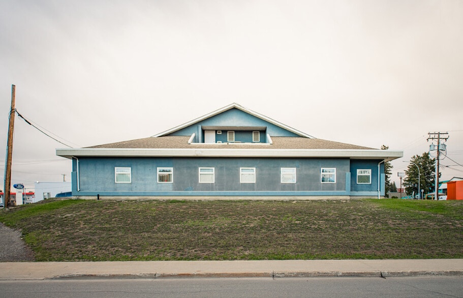 163 Kinchant St, Quesnel, BC à vendre - Photo du bâtiment - Image 2 de 4