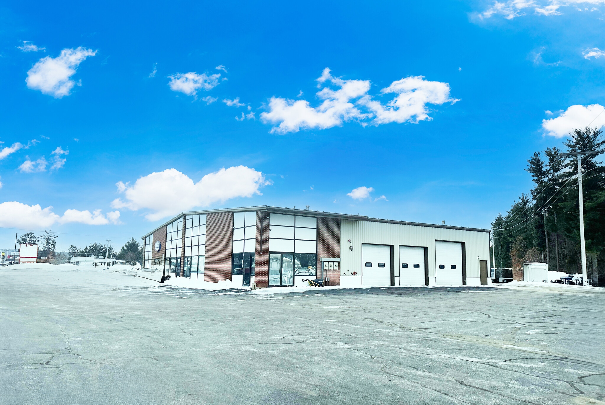 92 Manchester St, Concord, NH for lease Interior Photo- Image 1 of 8