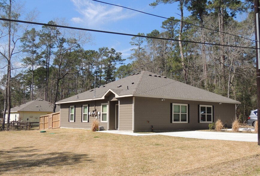 8 Duplexes portefeuille de 8 propriétés à vendre sur LoopNet.ca - Photo du bâtiment - Image 3 de 22