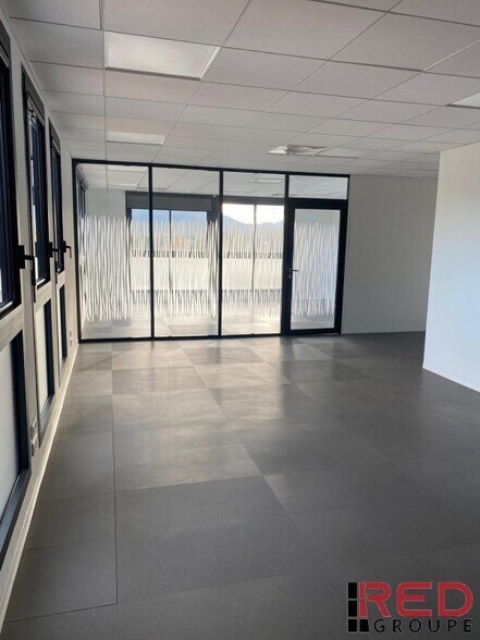 Bureau dans Aubagne à louer - Photo intérieure - Image 1 de 4