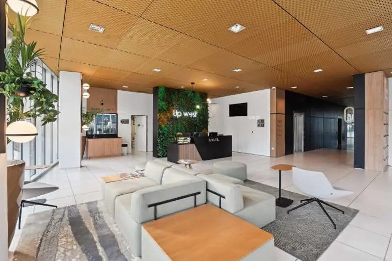 58 Avenue Edouard Vaillant, Boulogne-Billancourt for lease Interior Photo- Image 1 of 12