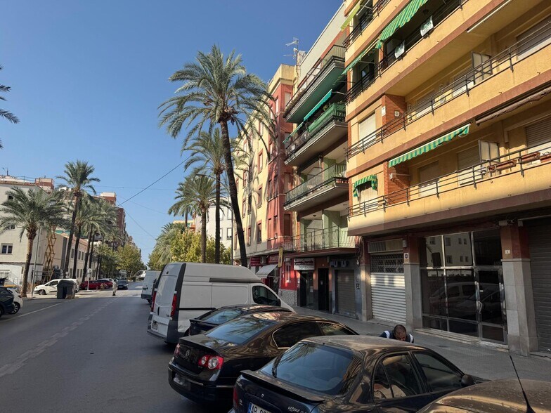 Avinguda República Argentina, 4, Gandia, Valencia à vendre - Photo du bâtiment - Image 2 de 23