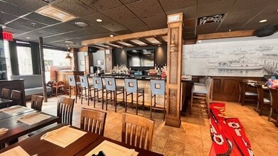 1 W Main St, Bay Shore, NY for lease Interior Photo- Image 1 of 14