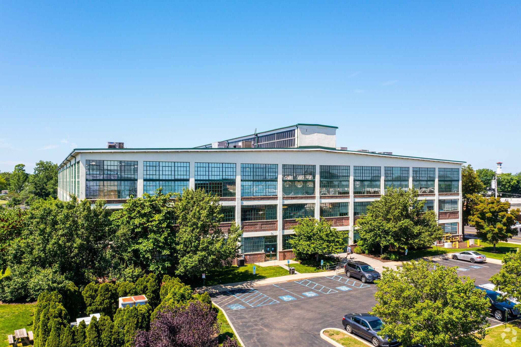 1414 Radcliffe St, Bristol, PA à vendre Photo principale- Image 1 de 21