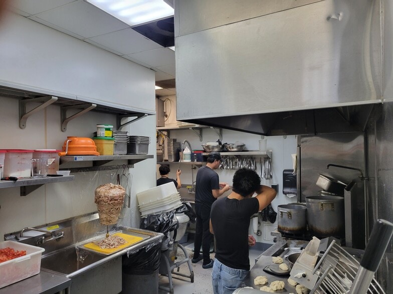 1500 Artesia Blvd, Gardena, CA for lease - Building Photo - Image 2 of 5