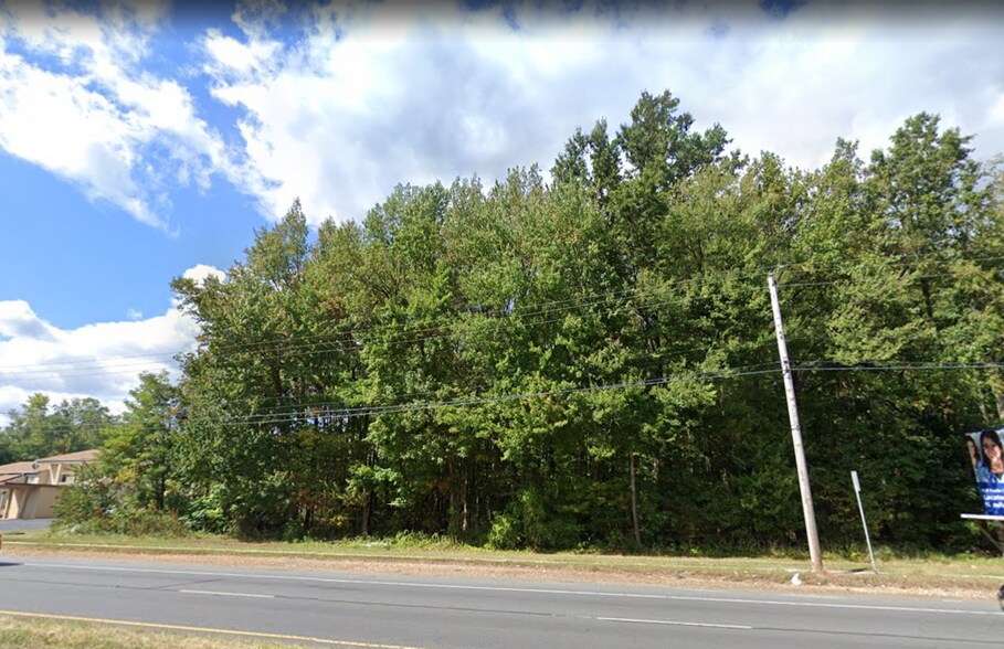 460 Route 130, East Windsor, NJ for lease - Building Photo - Image 3 of 5