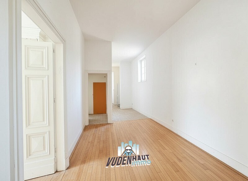 Office in Toulouse for lease - Interior Photo - Image 2 of 9