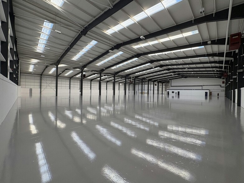 Headway Rd, Wolverhampton for lease - Building Photo - Image 3 of 4