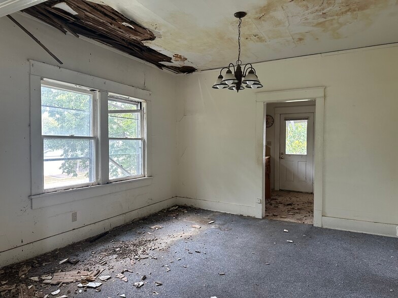 320 S Morton Ave, Okmulgee, OK à vendre - Photo du bâtiment - Image 3 de 49