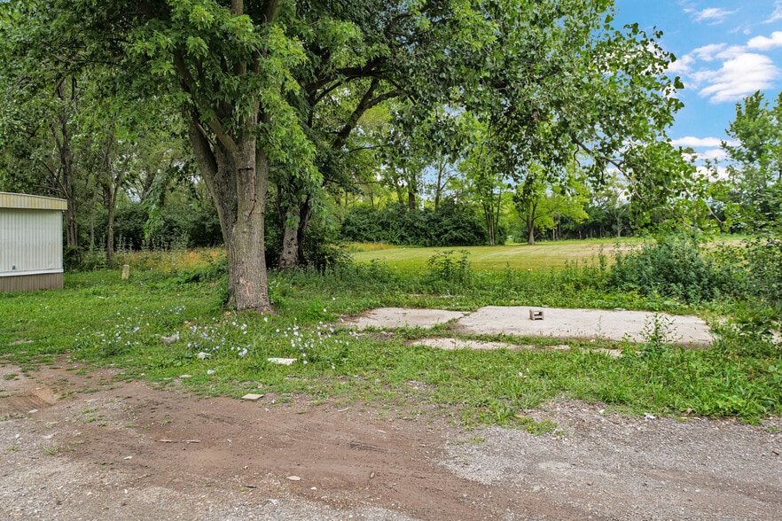 1945 S Schuyler Ave, Kankakee, IL à vendre - Photo du bâtiment - Image 2 de 17