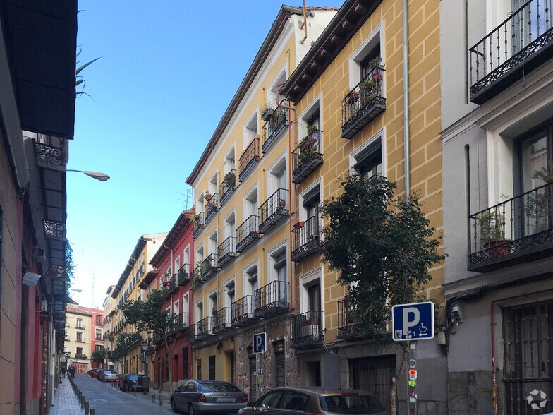 Calle Jesús del Valle, Madrid, Madrid for lease - Building Photo - Image 3 of 4