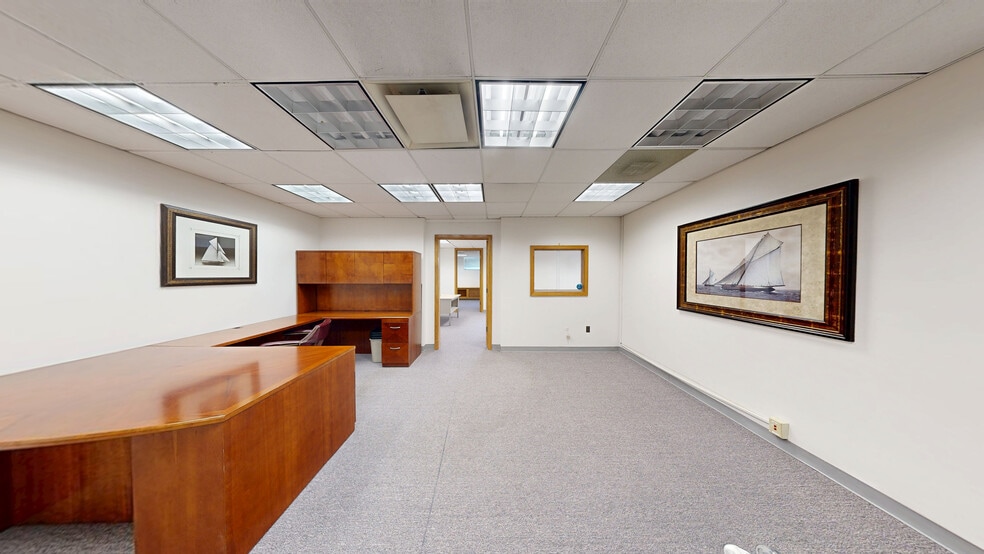215 Washington St, Watertown, NY for lease - Matterport 3D Scan - Image 3 of 11