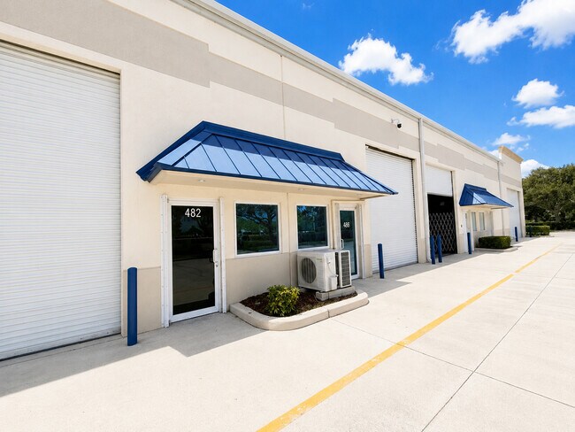 More details for 450-494 NW Lake Whitney Pl, Port Saint Lucie, FL - Industrial for Lease