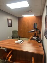 1000 140th St W, Burnsville, MN for lease Interior Photo- Image 1 of 6