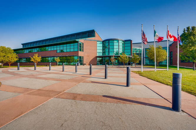 33101 E Quincy Ave, Watkins, CO à louer Photo principale- Image 1 de 85