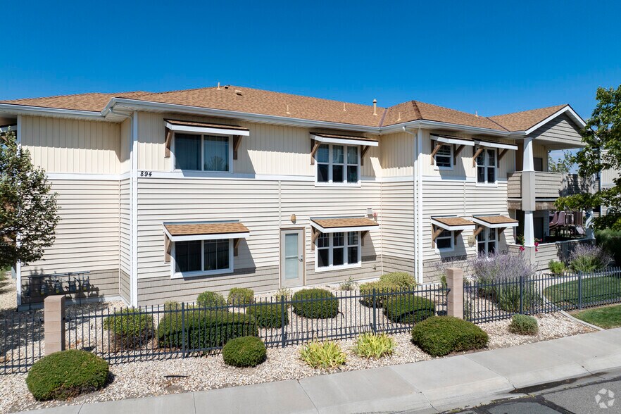 Two-Site Multifamily Acquisition portefeuille de 2 propriétés à vendre sur LoopNet.ca - Photo du bâtiment - Image 1 de 16
