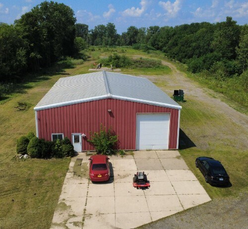 6630 Rawsonville Rd, Belleville, MI à vendre - Photo du bâtiment - Image 2 de 7