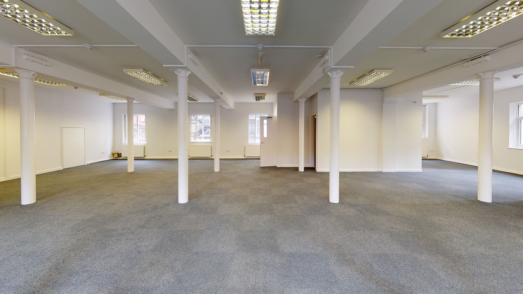 Hills Ln, Shrewsbury for lease Interior Photo- Image 1 of 6