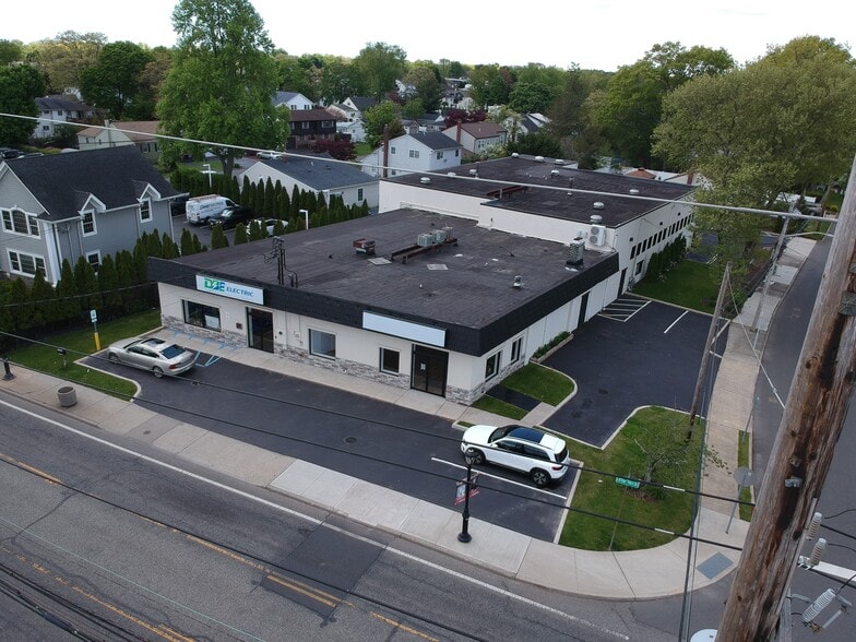 980 Little East Neck Rd, West Babylon, NY for sale - Aerial - Image 2 of 19