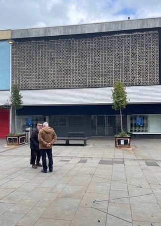 Plus de détails pour 6-14 George St, Pontypool - Commerce de détail à vendre