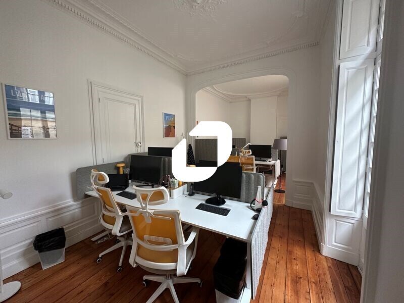 Bureau dans Bordeaux à louer Photo intérieure- Image 1 de 16