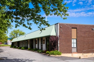 Plus de détails pour 99-109 Bridge Rd, Hauppauge, NY - Industriel à louer