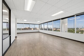 7515 Greenville Ave, Dallas, TX à louer Photo intérieure- Image 2 de 5