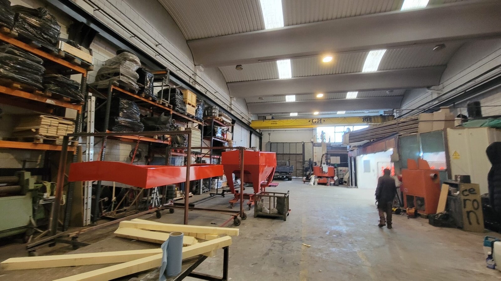 Barcelone, BAR 08700 - - - Photo intérieure - Image 1 of 15