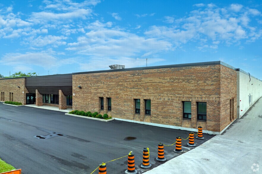 78 Steelcase Rd W, Markham, ON for lease - Building Photo - Image 2 of 5