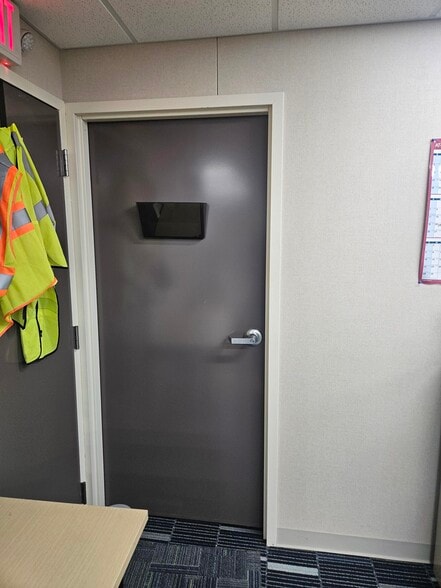 9900 Harrison, Romulus, MI à louer - Photo intérieure - Image 3 de 6