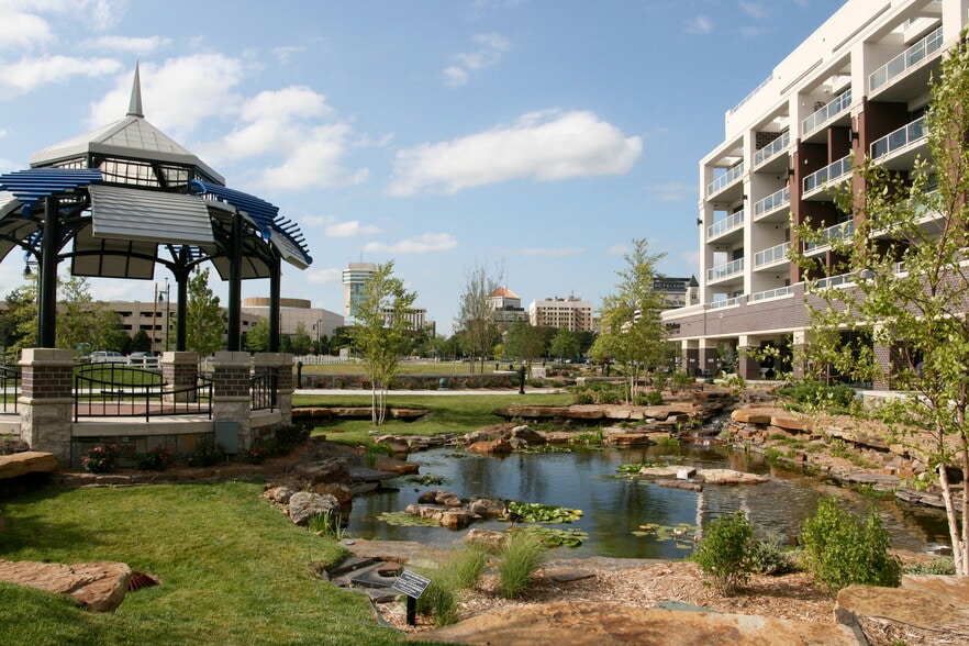 515 S Main St, Wichita, KS à louer - Autre - Image 2 de 8