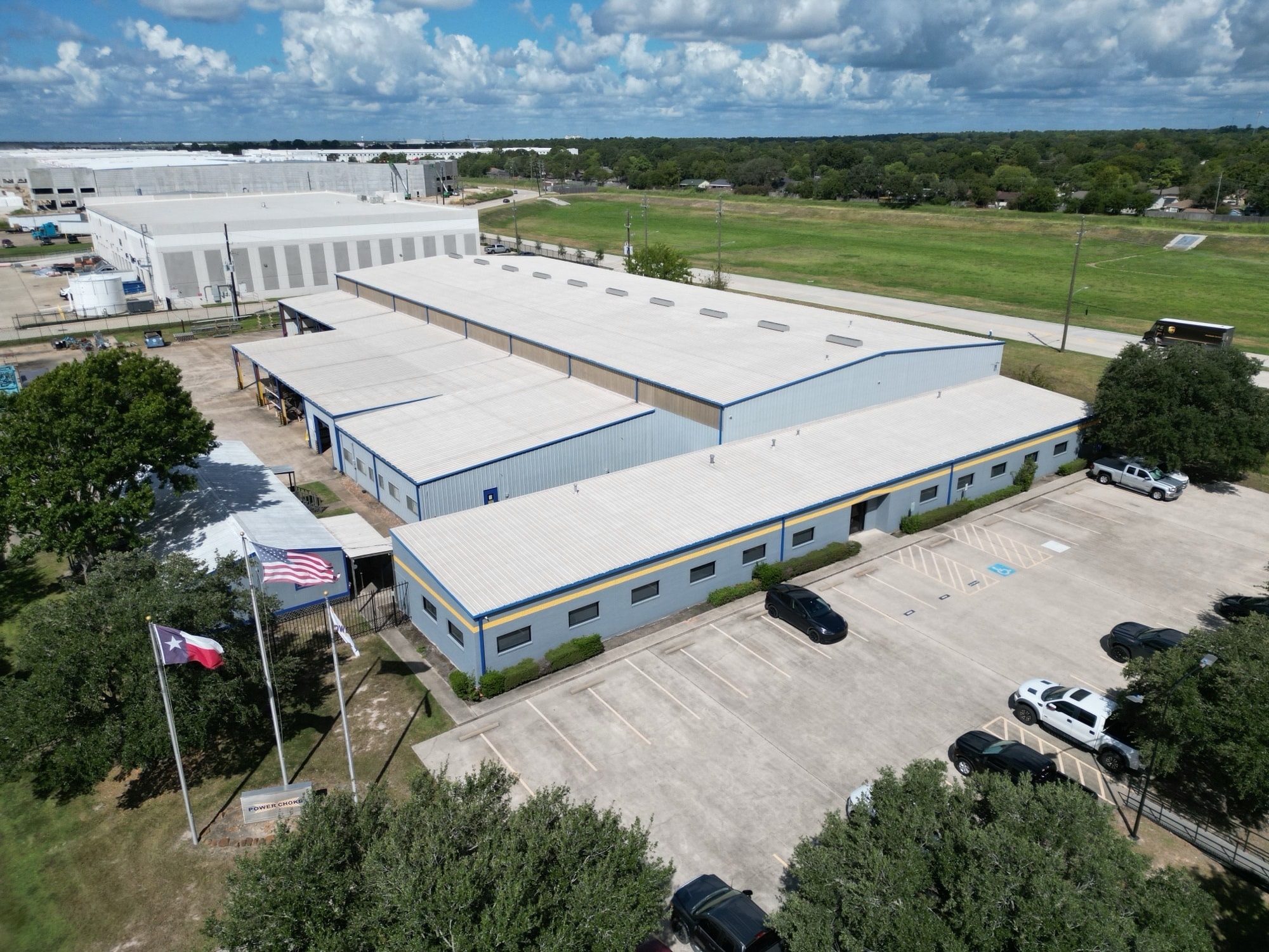 10815 Huffmeister Rd, Houston, TX for lease Primary Photo- Image 1 of 8