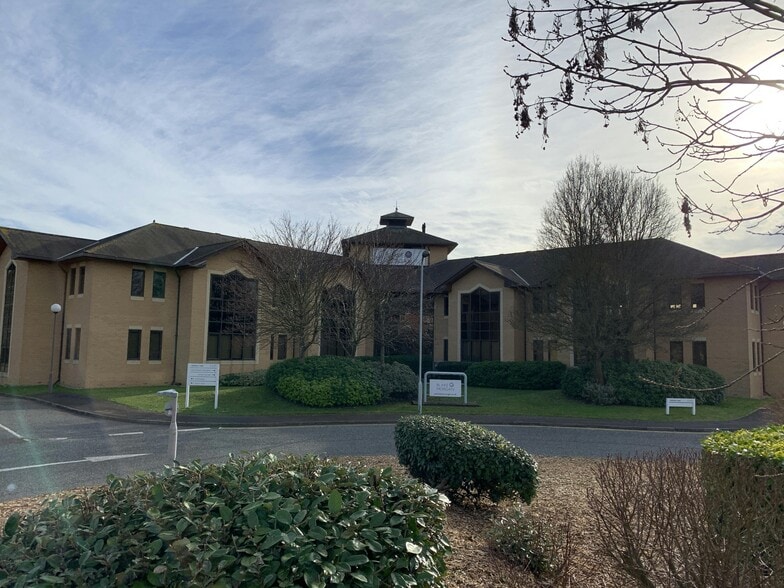 Compass Rd, Portsmouth for lease - Building Photo - Image 3 of 19