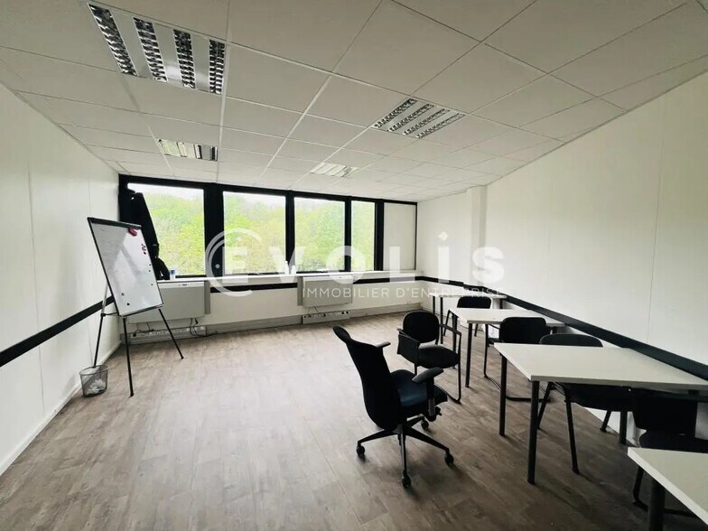 1 Rue De Rome, Rosny-sous-Bois à louer - Photo intérieure - Image 2 de 7