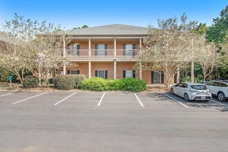 3113 Roswell Rd, Marietta, GA à louer Photo intérieure- Image 1 de 2