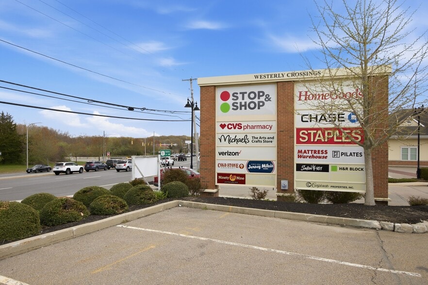 143 Franklin St, Westerly, RI for lease - Building Photo - Image 3 of 3