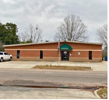 104 Hawkins Ave, Sanford, NC for sale - Primary Photo - Image 1 of 1