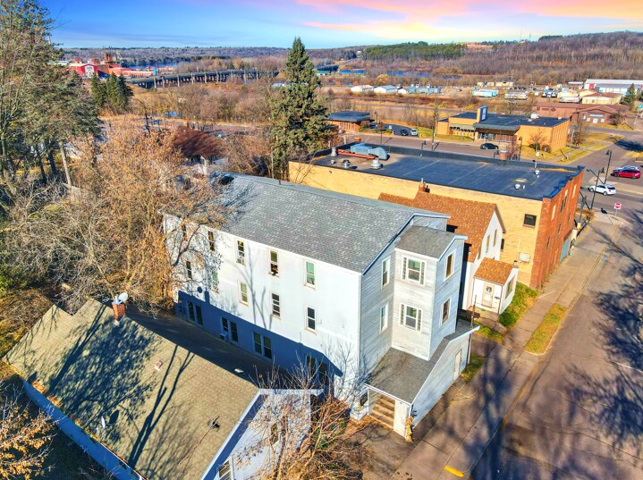 17 8th St, Cloquet, MN à vendre Photo du bâtiment- Image 1 de 10