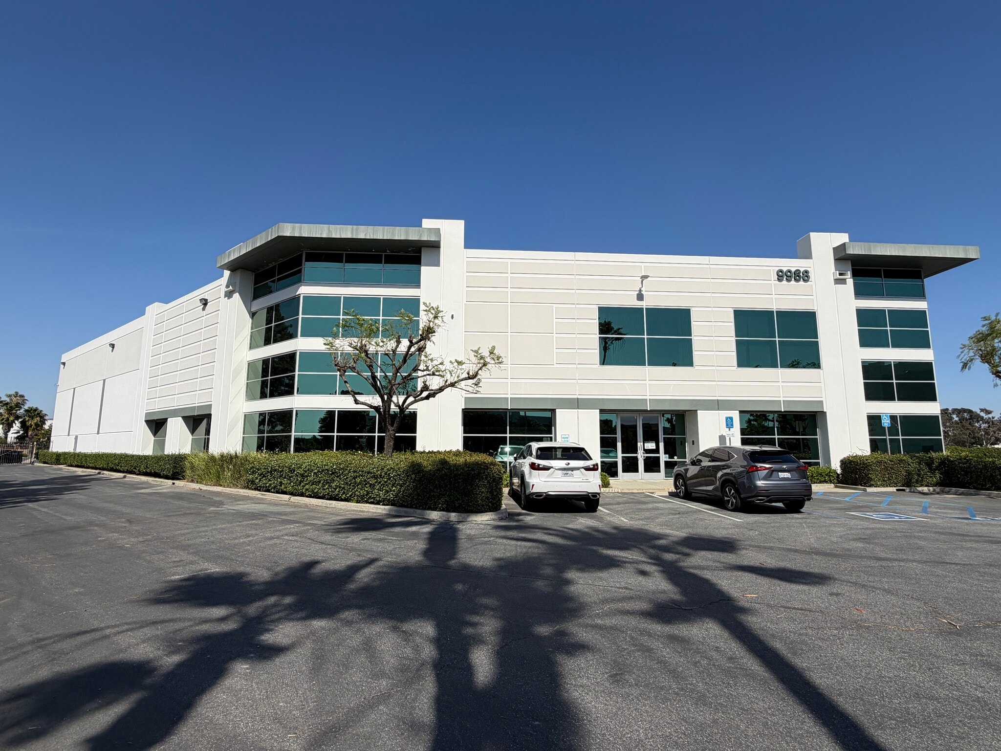 9988 Santa Fe Springs Rd, Santa Fe Springs, CA for lease Building Photo- Image 1 of 10