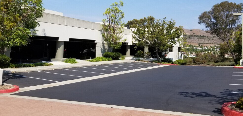 930 Calle Negocio, San Clemente, CA à louer - Photo du bâtiment - Image 2 de 13
