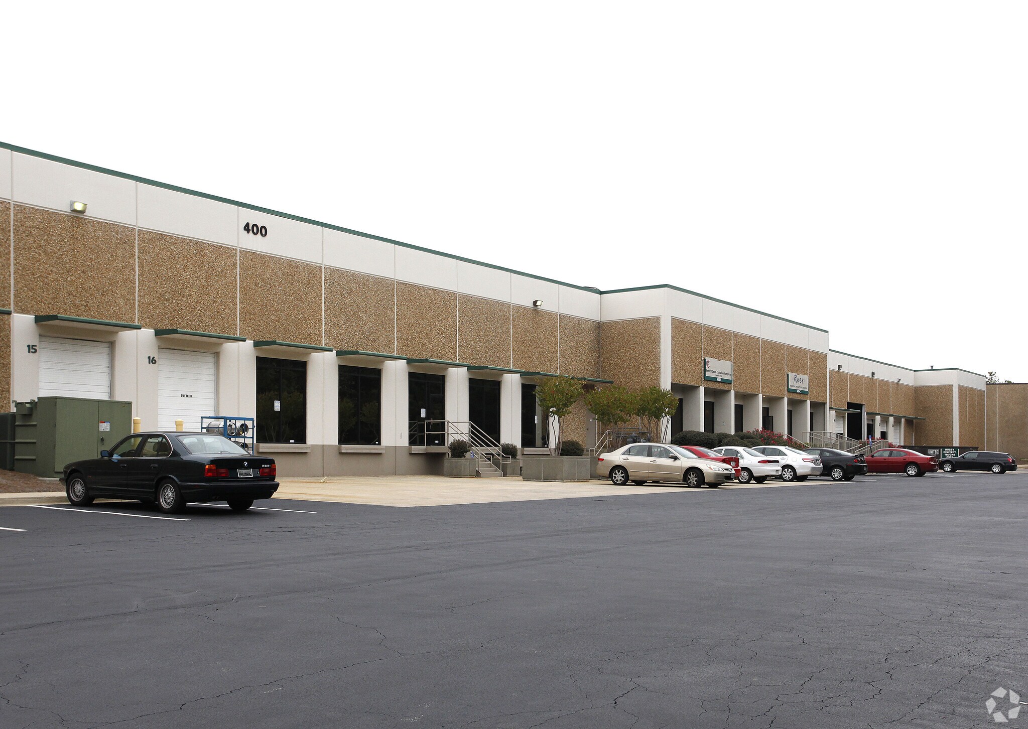 400 Indeco Blvd SW, Atlanta, GA for lease Building Photo- Image 1 of 6
